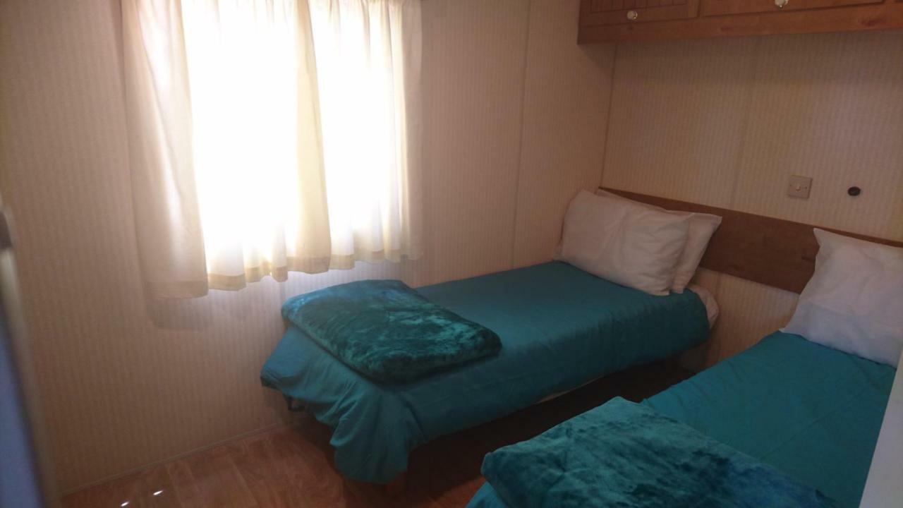 Mobile Home In Frejus, South Of France Kültér fotó