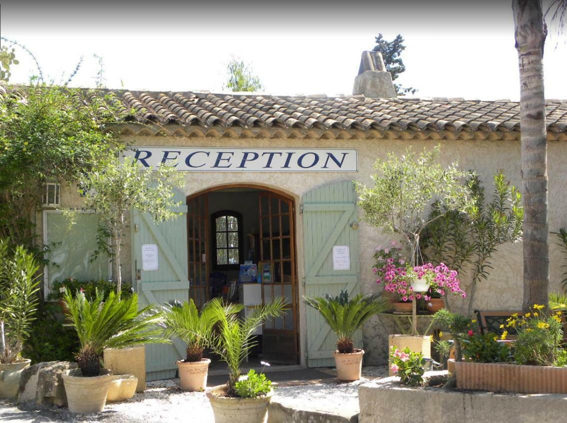 Mobile Home In Frejus, South Of France Kültér fotó