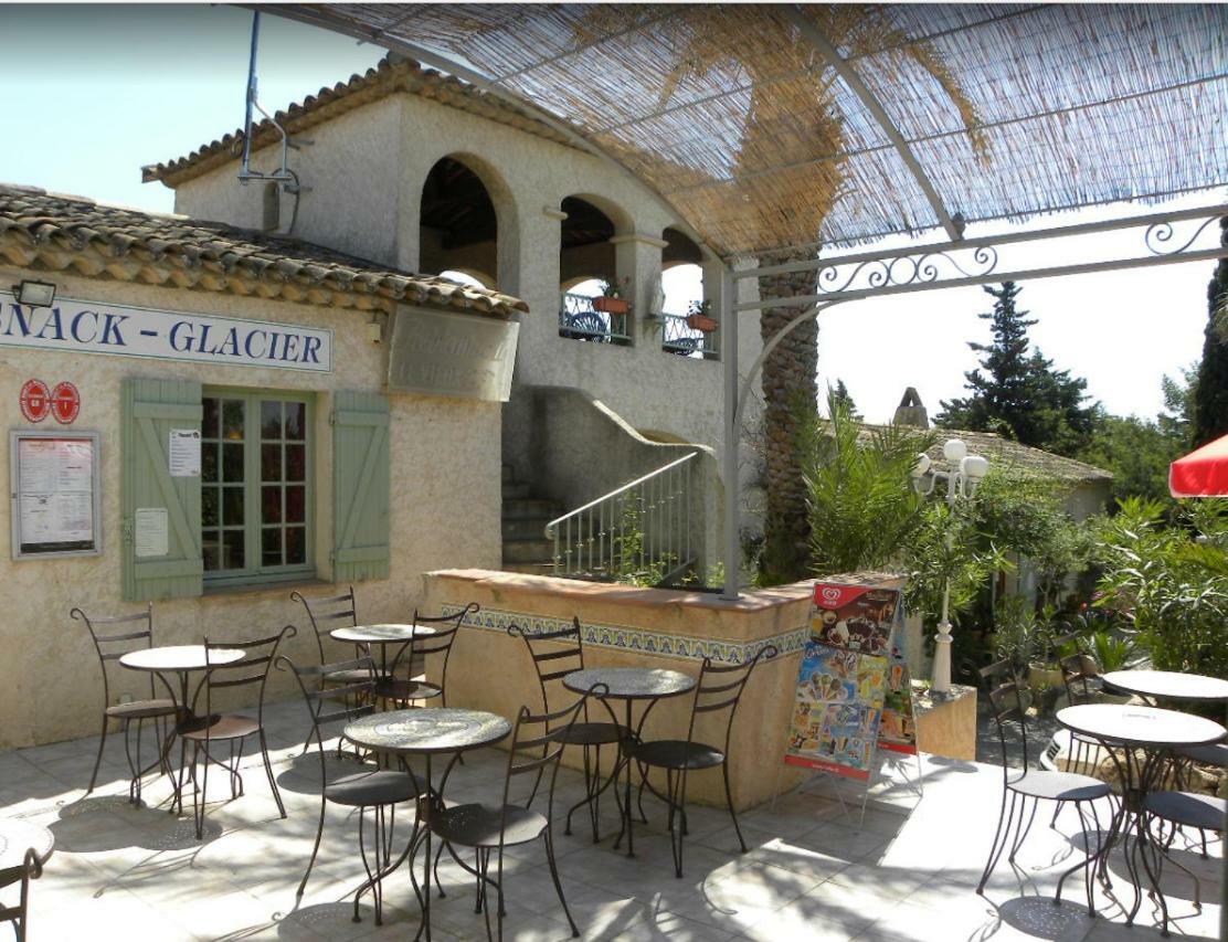 Mobile Home In Frejus, South Of France Kültér fotó